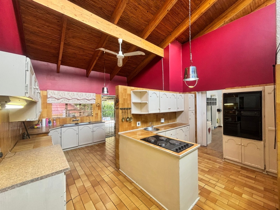 4 Bedroom Property for Sale in Van Der Hoff Park North West